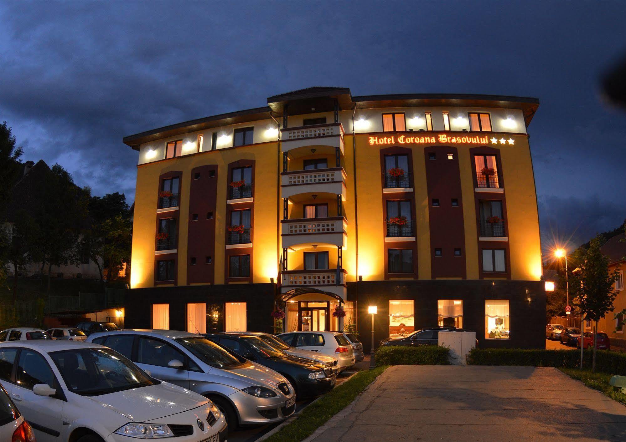 Hotel Coroana Brasovului 3*