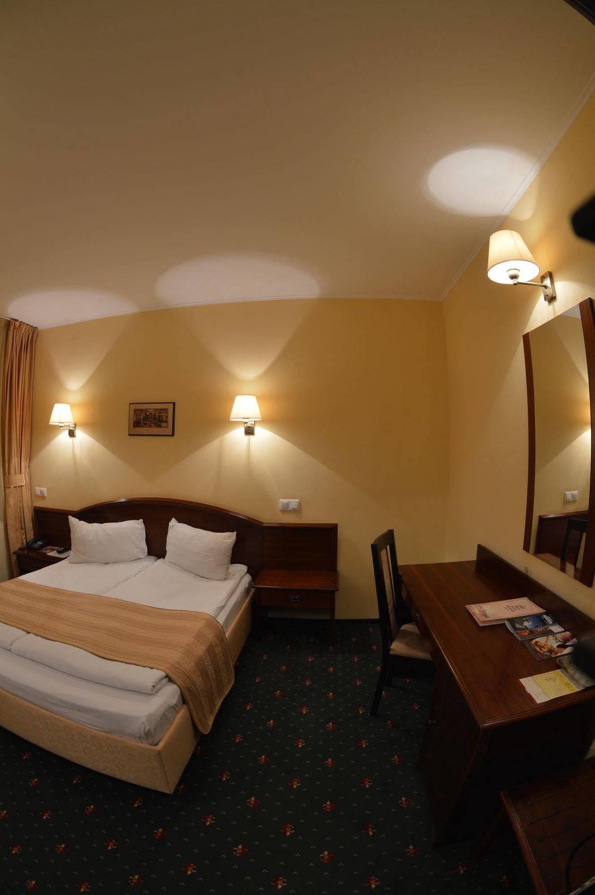 Coroana Brasovului Hotel Brașov